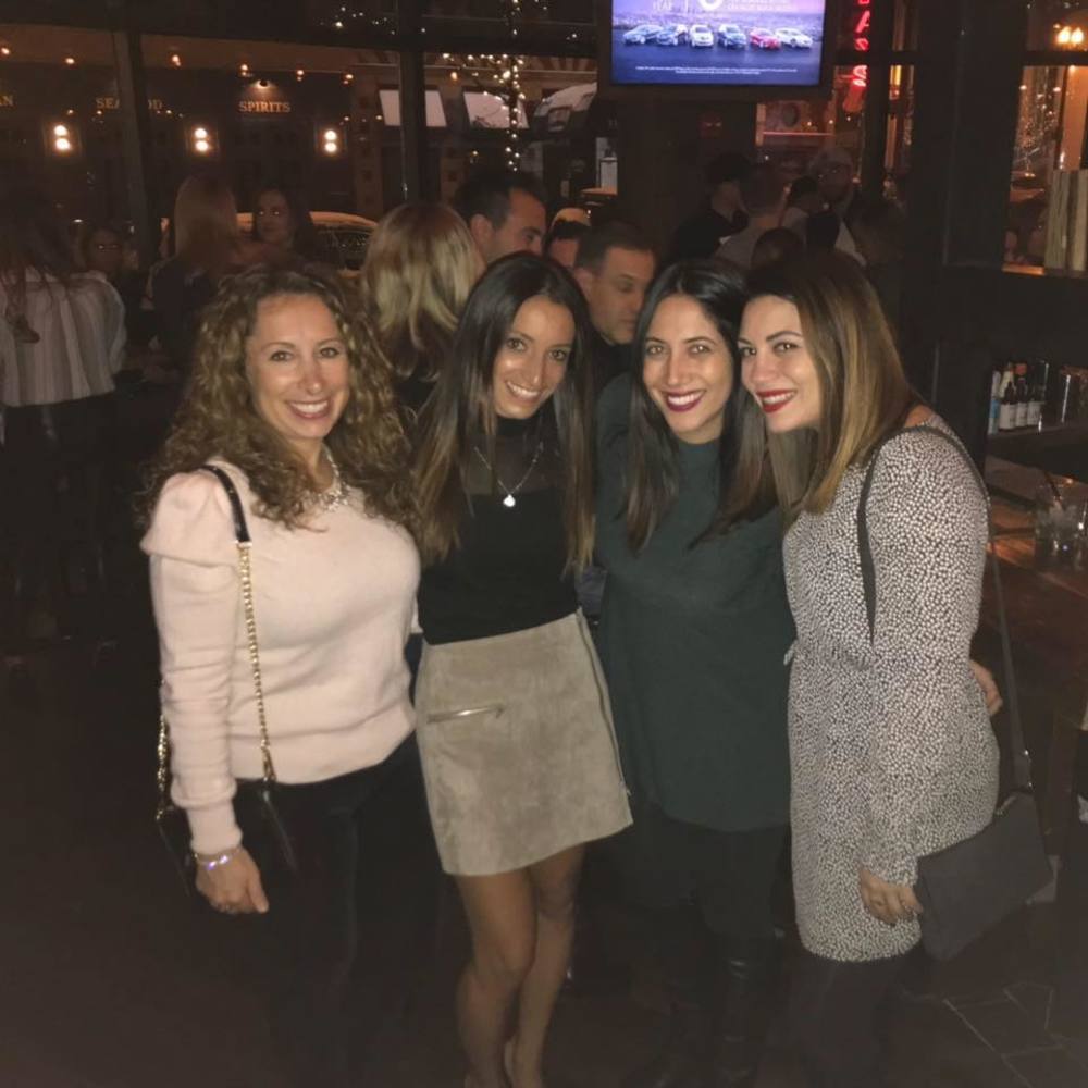 Meet your Posher, Alla